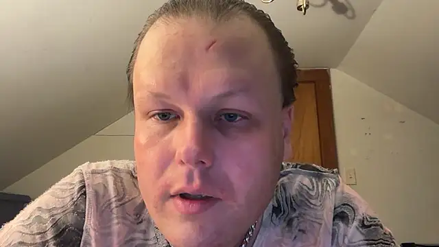 Snapshot of RaeganV chatting on 02-21-26, 10:27 RaeganV online show from 02-21-26, 10:27