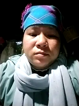 Snapshot of Erika--006 chatting on 02-19-26, 11:06 Erika--006 online show from 02-19-26, 11:06