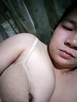 Snapshot of Erika--006 chatting on 03-14-26, 06:46 Erika--006 online show from 03-14-26, 06:46