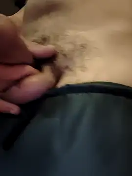 Snapshot of Crilea chatting on 02-17-26, 01:35 Crilea online show from 02-17-26, 01:35