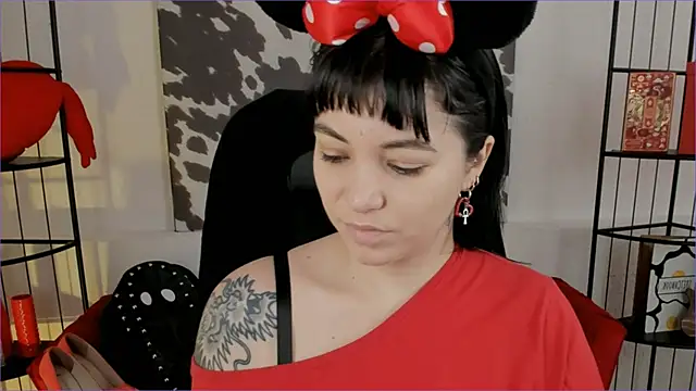 Snapshot of NeoGeisha chatting on 02-13-26, 10:22 NeoGeisha online show from 02-13-26, 10:22