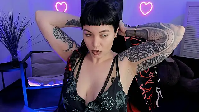 Snapshot of NeoGeisha chatting on 03-13-26, 01:07 NeoGeisha online show from 03-13-26, 01:07