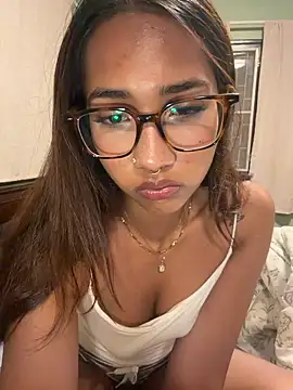 lyla luv online show from 06-12-26, 06:07