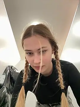 blonde exe online show from 02-25-26, 03:32