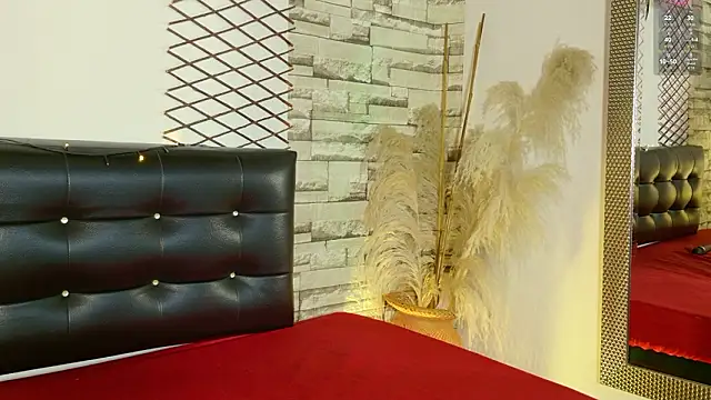 Snapshot of Lia_James_ chatting on 03-11-26, 01:39 Lia James online show from 03-11-26, 01:39