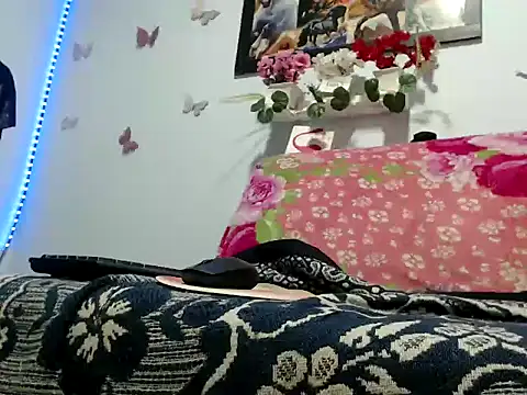 Snapshot of sofia69xxx chatting on 03-09-26, 07:56 sofia69xxx online show from 03-09-26, 07:56