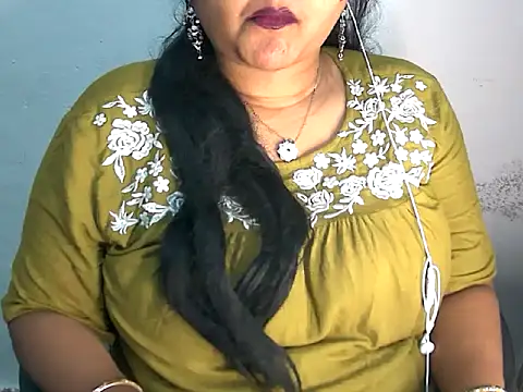 Saniya K2 online show from 04-24-26, 03:47