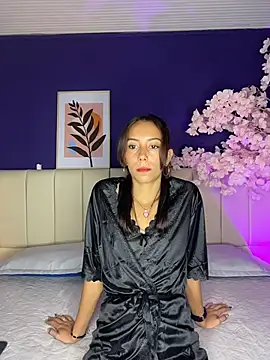 Snapshot of BonniePink_ chatting on 02-06-26, 02:31 BonniePink online show from 02-06-26, 02:31