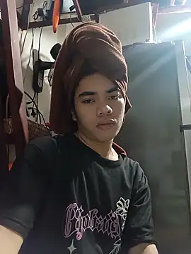 Wildcam21 online show from 02-20-26, 05:26