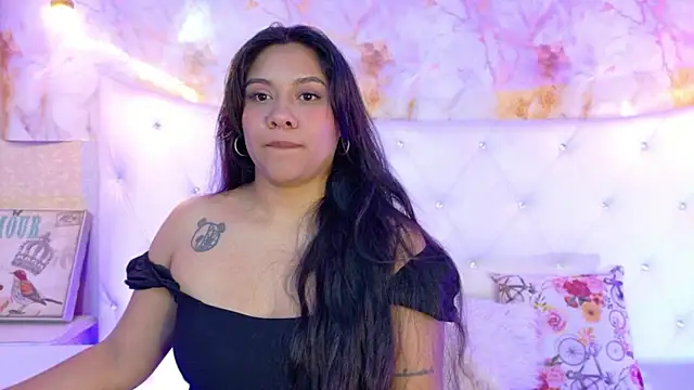 SasshaSpicy online show from 04-23-26, 11:53