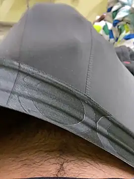 adiiiroccc online show from 02-12-26, 08:31