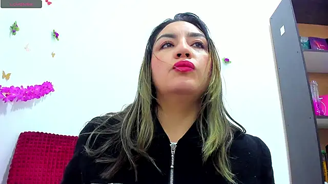 Snapshot of lexyy24 chatting on 03-04-26, 09:48 lexyy24 online show from 03-04-26, 09:48