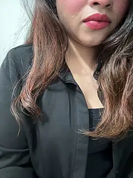 riya sharma11 online show from 04-19-26, 06:21