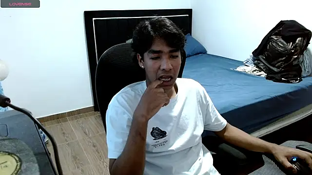 Pedestal diamant online show from 02-18-26, 08:05