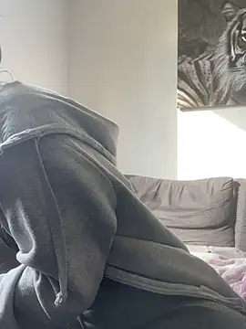 zoeelovee online show from 02-18-26, 12:45