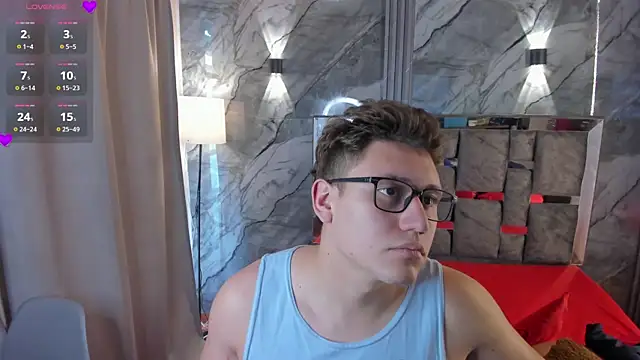 Manson and Zoe online show from 04-25-26, 01:41