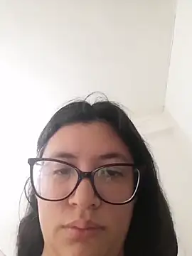 Dahlia-Rose online show from 03-11-26, 10:27