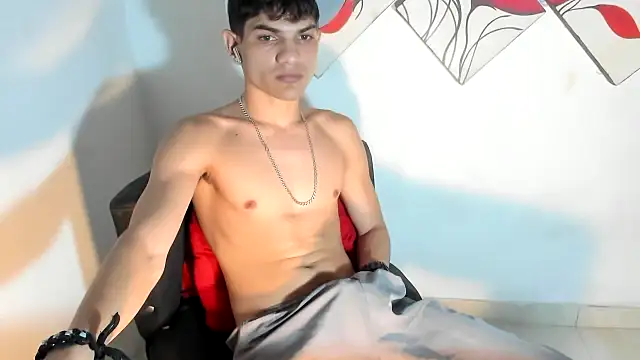 Jesshot bigcock20cm online show from 06-05-26, 06:52