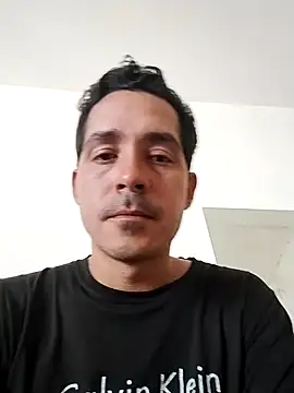 Snapshot of Santiago_vnz chatting on 03-06-26, 07:10 Santiago vnz online show from 03-06-26, 07:10