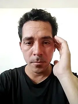 Snapshot of Santiago_vnz chatting on 03-08-26, 08:23 Santiago vnz online show from 03-08-26, 08:23