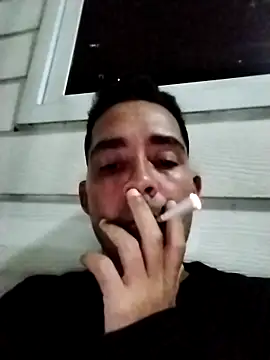 Snapshot of Santiago_vnz chatting on 03-12-26, 04:07 Santiago vnz online show from 03-12-26, 04:07