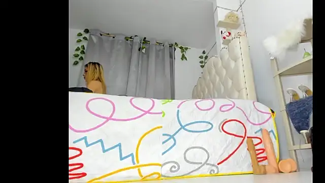 sweet supreme online show from 04-07-26, 10:42