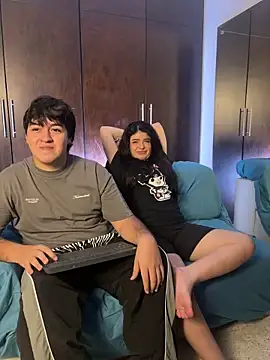 EmilyAndAndrew online show from 02-15-26, 03:36