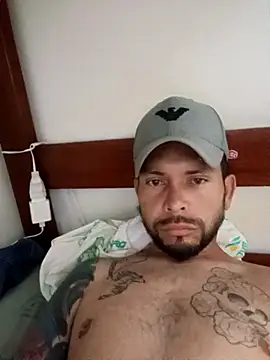 Snapshot of Branquinho-k chatting on 02-08-26, 09:07 Branquinho-k online show from 02-08-26, 09:07