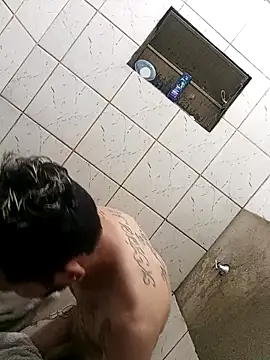 Snapshot of Branquinho-k chatting on 02-13-26, 12:28 Branquinho-k online show from 02-13-26, 12:28