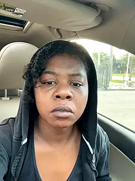 Snapshot of Ebony_Queeen chatting on 04-30-26, 11:49 Ebony Queeen online show from 04-30-26, 11:49