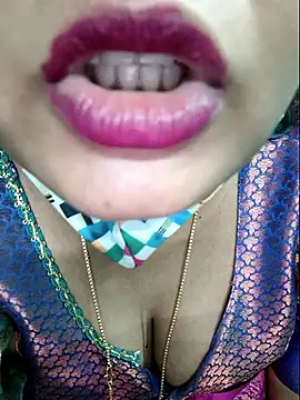 Tamilkannadacouple online show from 04-25-26, 01:41