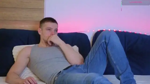 JulianTurner online show from 02-14-26, 09:39