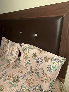 Snapshot of KavyaCurves chatting on 02-27-26, 03:23 KavyaCurves online show from 02-27-26, 03:23