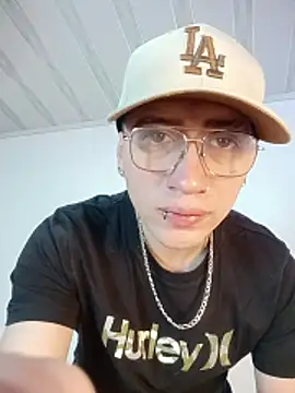 Emmanuel Lust online show from 02-18-26, 12:01