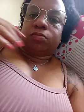 Mineirasafada2026 online show from 02-18-26, 07:10