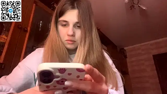 Snapshot of LovelySilk_63 chatting on 02-27-26, 08:58 LovelySilk 63 online show from 02-27-26, 08:58