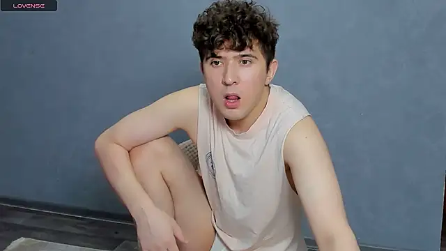 Johnny Big Ass online show from 03-09-26, 06:01