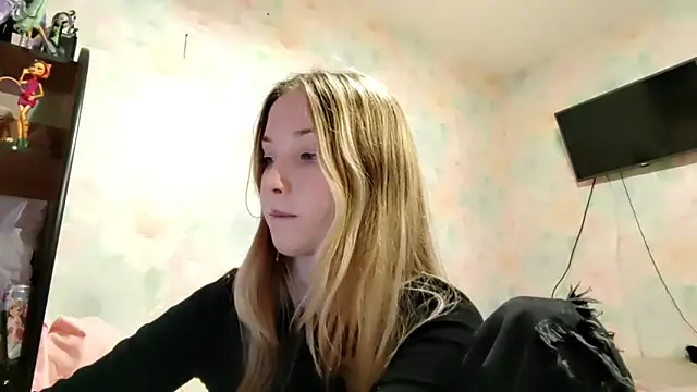 Snapshot of TiaBIanks chatting on 03-11-26, 09:48 TiaBIanks online show from 03-11-26, 09:48