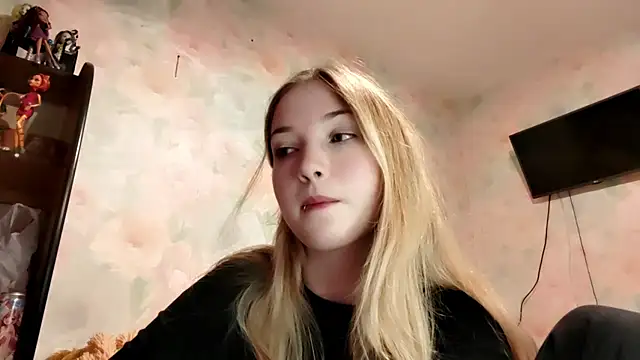 TiaBIanks online show from 04-24-26, 12:51