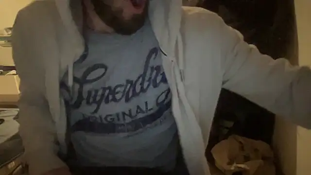 Snapshot of raoulbtnbois chatting on 02-12-26, 01:50 raoulbtnbois online show from 02-12-26, 01:50
