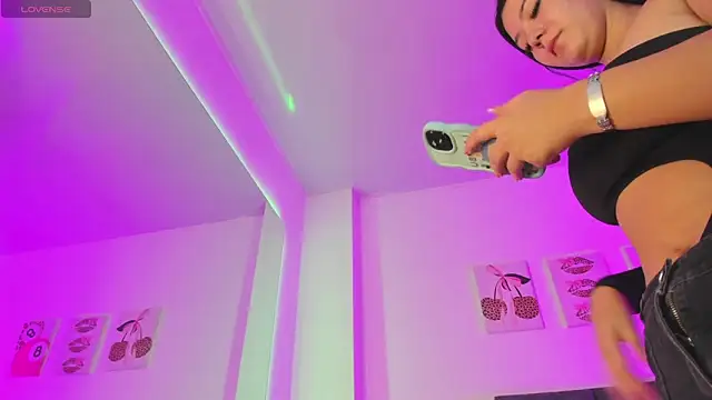 Madison Rosee online show from 04-27-26, 12:19