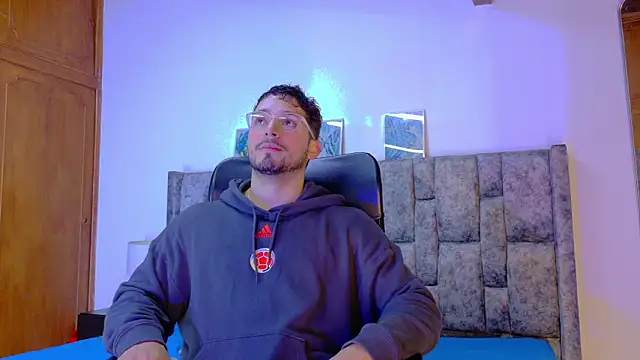 NICK MOSS  online show from 03-12-26, 10:54