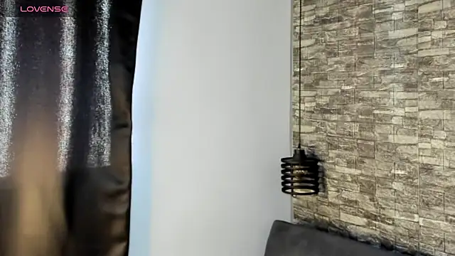 Snapshot of ASHLEY_COLLINS1 chatting on 03-16-26, 01:26 ASHLEY COLLINS1 online show from 03-16-26, 01:26