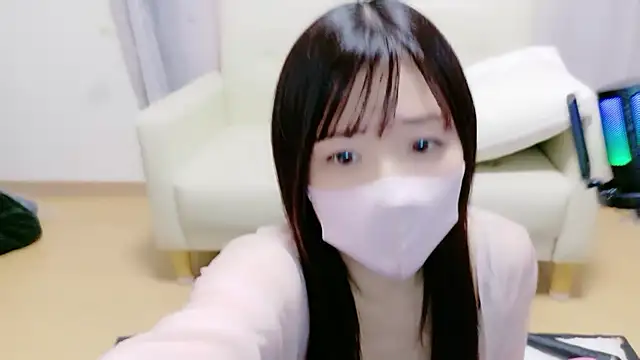 Sana 37  online show from 04-21-26, 01:28