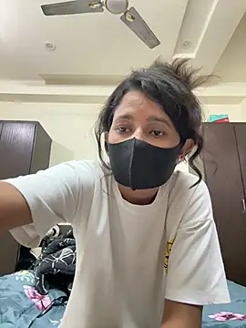 raavigirl online show from 03-23-26, 10:30