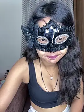 Snapshot of raavigirl chatting on 05-09-26, 06:02 raavigirl online show from 05-09-26, 06:02