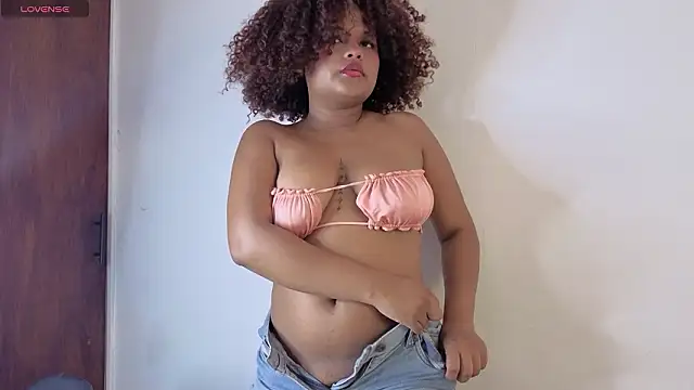 Snapshot of Nat_carter_ chatting on 03-11-26, 08:15 Nat carter online show from 03-11-26, 08:15