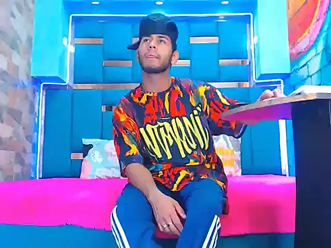 Snapshot of warmNoah chatting on 03-11-26, 07:42 warmNoah online show from 03-11-26, 07:42