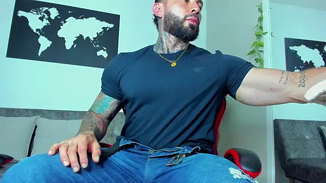 Alessrose online show from 04-21-26, 08:01