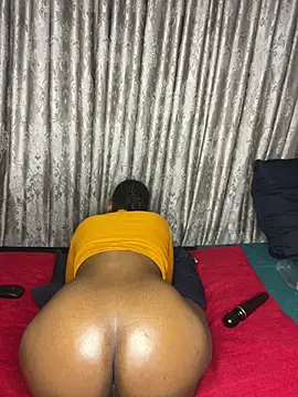 Snapshot of applebae chatting on 05-14-26, 06:09 applebae online show from 05-14-26, 06:09